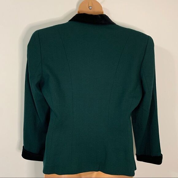 GIANNI Sport 3pc Evergreen Jacket Pant Skirt Suit - Picture 2 of 11